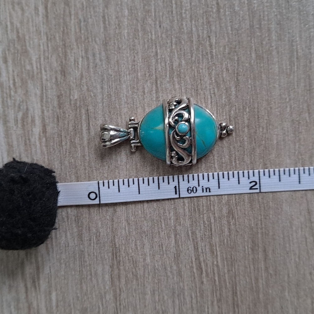 Sterling silver and turquoise pendant - Picture 11 of 11